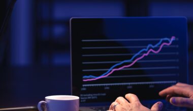 Best Investments for Beginners with Little Money 2025